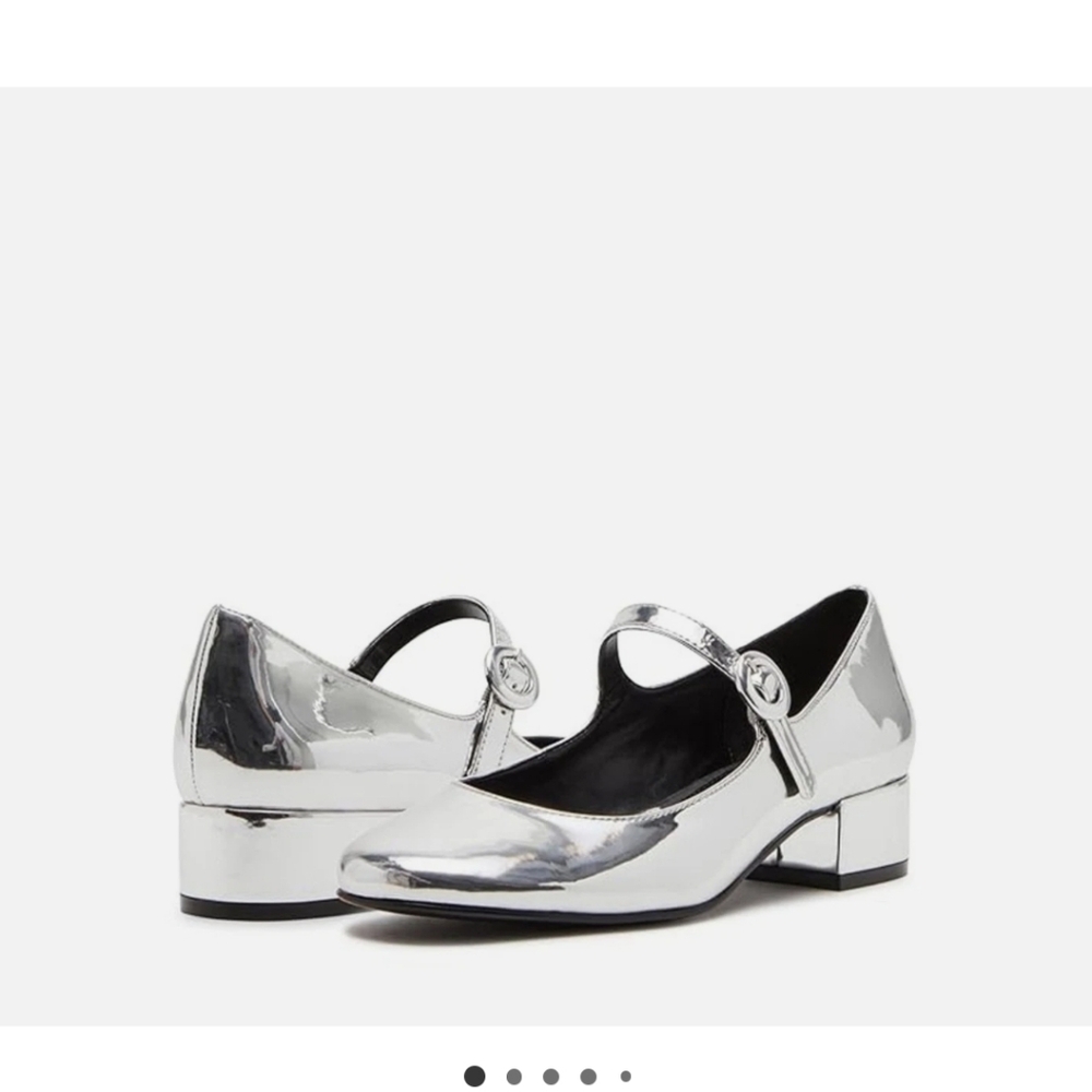 Steve Madden Cyndie Silver Mary Jane  Flats Size 8